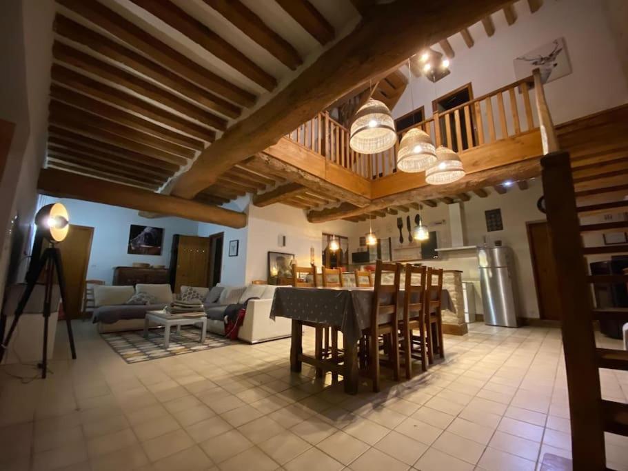 Domaine Des Hetres Villa Longraye Eksteriør bilde
